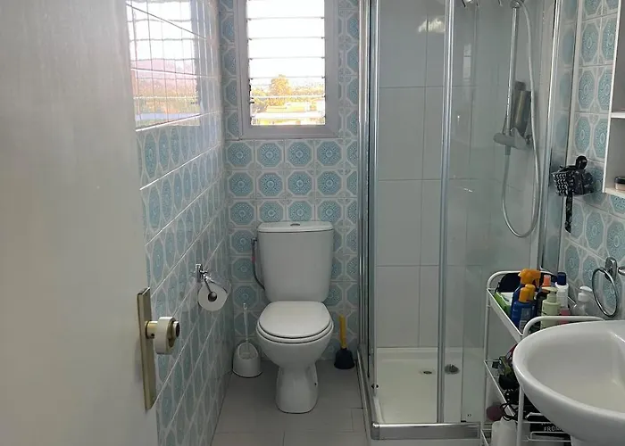 2 Bedroom Golden Park شقة *